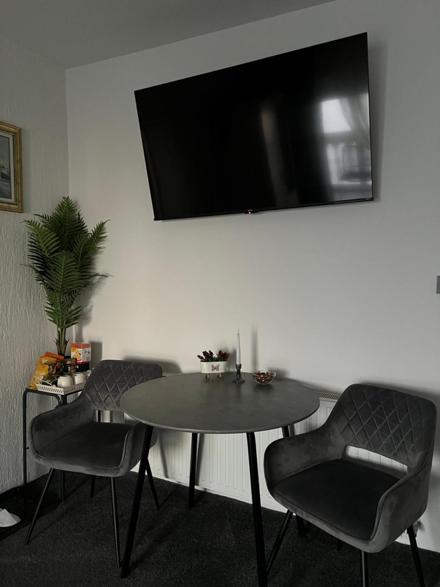 Luxrooms - Hotel Type With Private Jacuzzi Б'єловар Екстер'єр фото